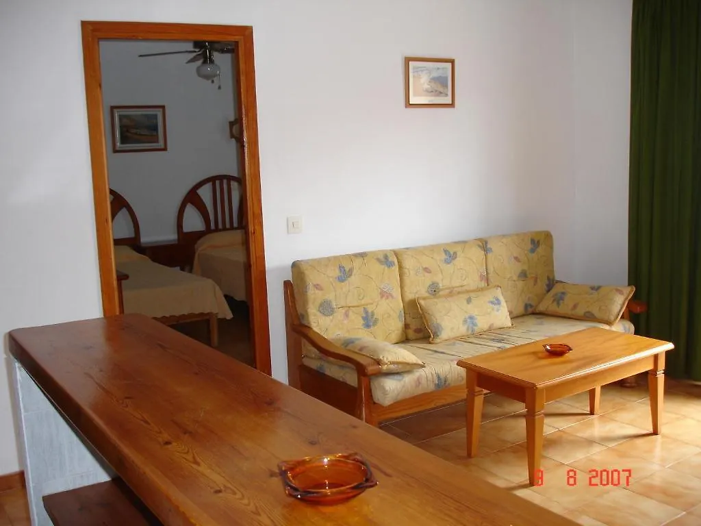 Apartamentos Vista Al Puerto San Antonio  Aparthotel
