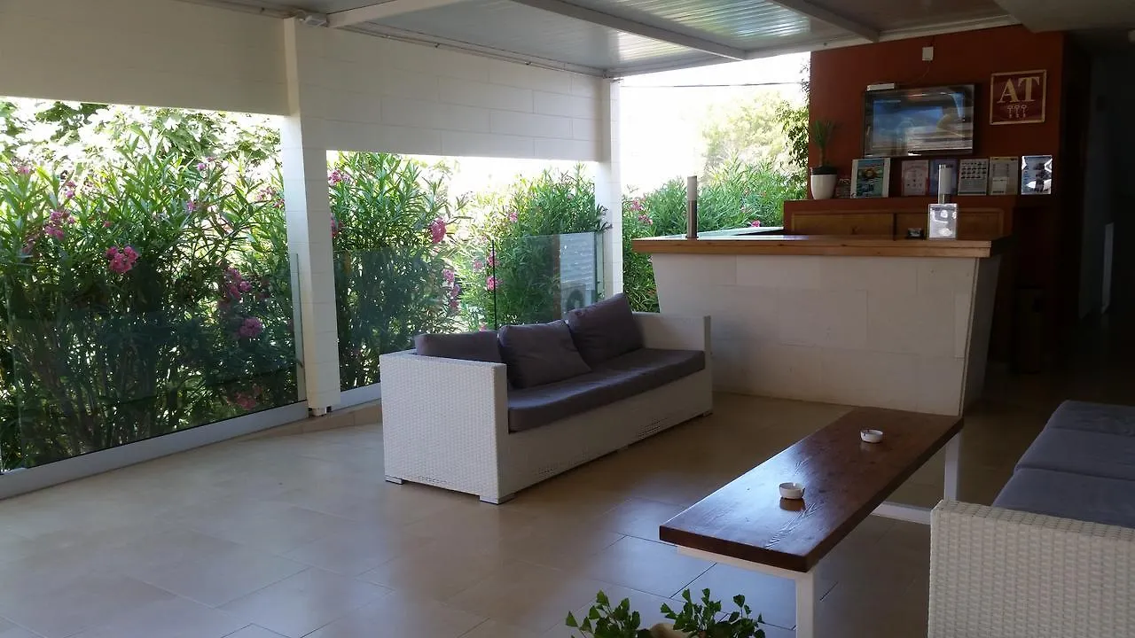 Apartamentos Vista Al Puerto San Antonio  2*, San Antonio (Ibiza) Španělsko
